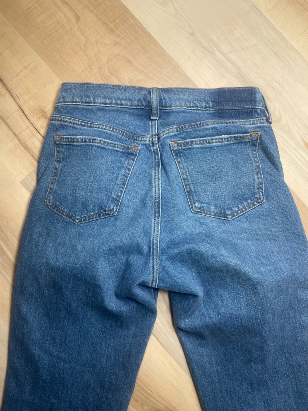 Abercrombie Curve Love 90s Straight Jeans 27  Raw Hem Mid Rise - Picture 8 of 8